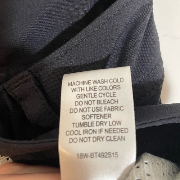 Gander Mountain Guide Series Convertible Nylon Pant Short Sz 10 Dark Blue Hiking - Picture 9 of 12